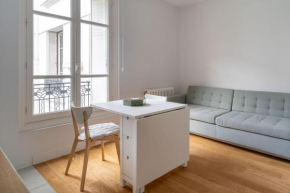 Airy and Stylish 1BD Flat ile Saint-Louis